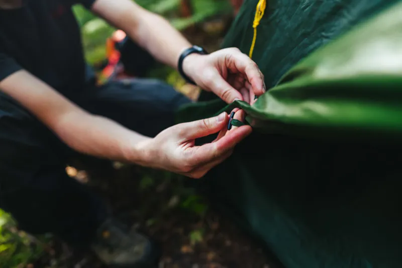 Sierra Designs Meteor 3000 3 Tent-10